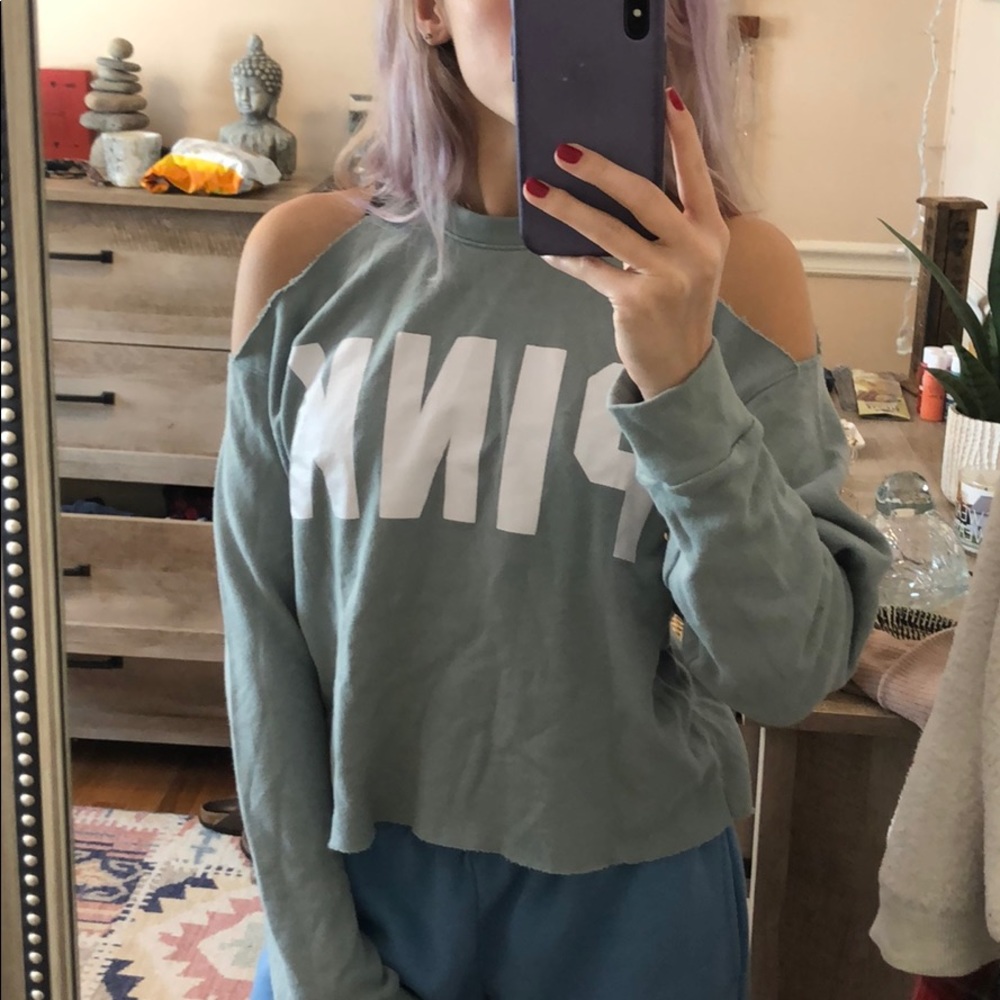 Light army green sweatshirt! Xs